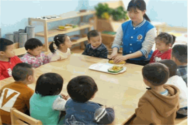 蕾茵特蒙台梭利国际早教中心