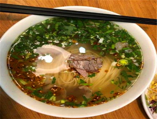 兰世牛肉面