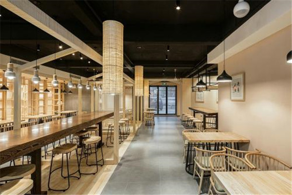 锅锅旺铁锅饭