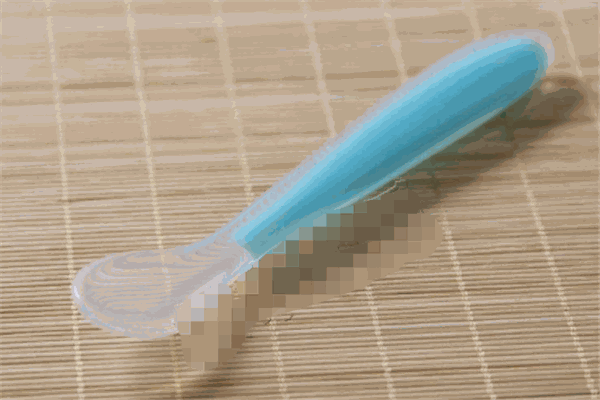 哺宝快乐娃娃婴儿用品