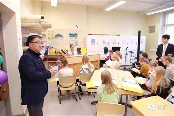 清华艺友实验学校