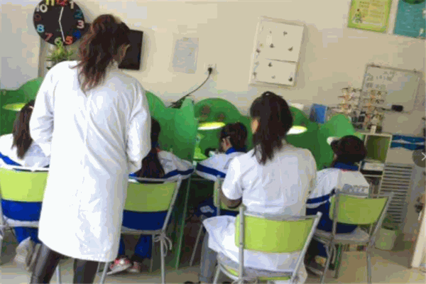 亮眼睛视力保健加盟
