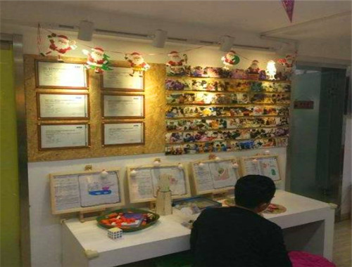 卓因创客少儿编程