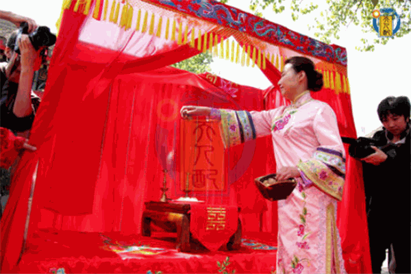天人配婚庆