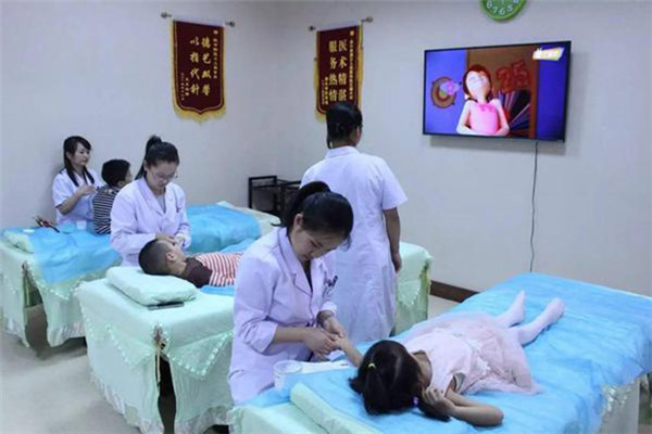澜妈妈小儿推拿加盟