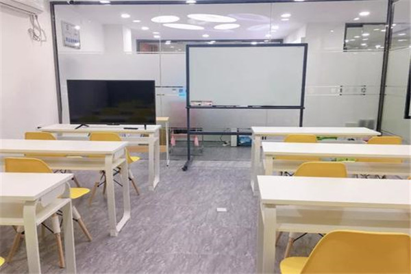 东台昂立教育