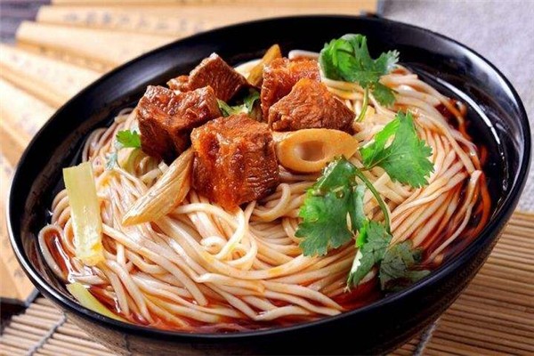 王中和私房牛肉面