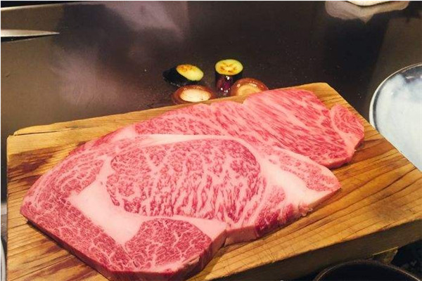 莫利牛排