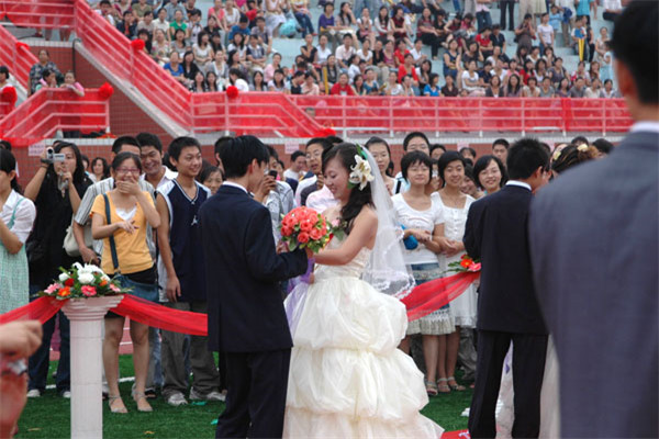龙凤双喜婚庆加盟