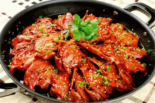 瑜新干锅辣鸭头