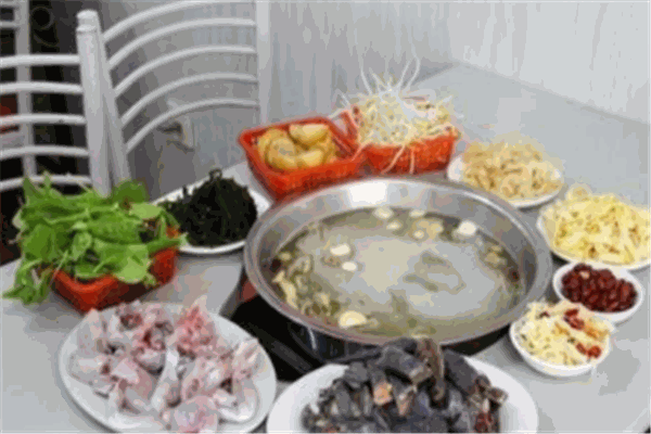 药膳鸡窝