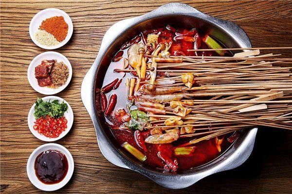 签签向上串串麻辣烫小吃