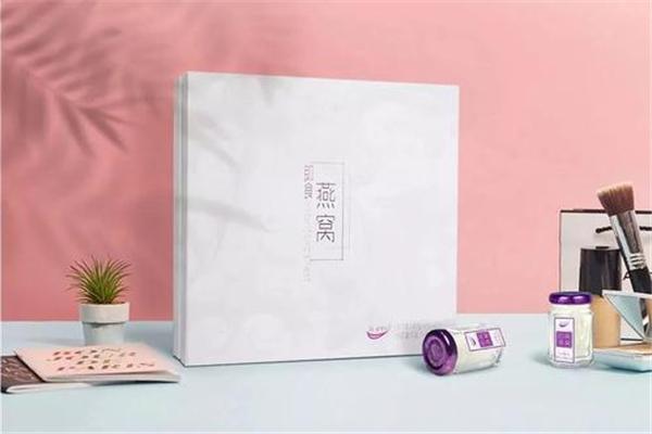 燕子约燕窝