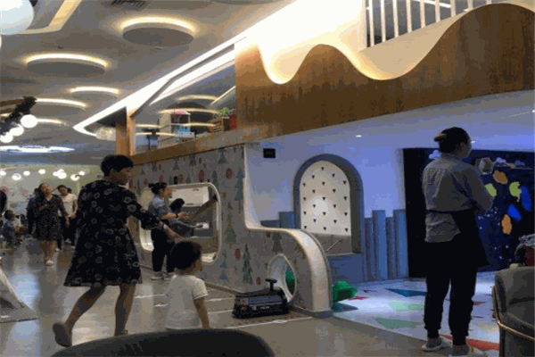 卜卜乐亲子餐厅