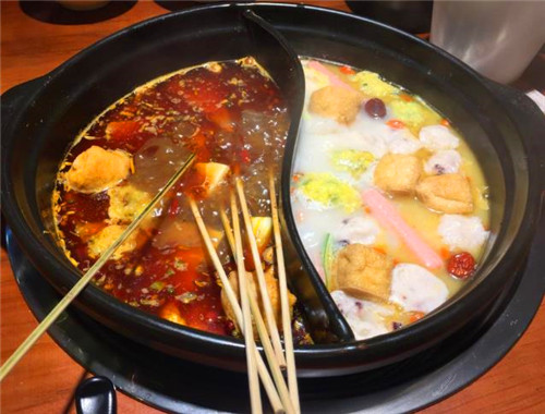 巴山味庄李记砂锅串串香