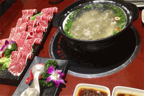 粤捞锅物料理