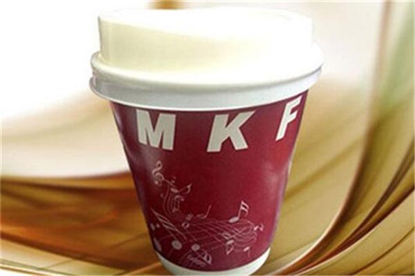 麦克风奶茶