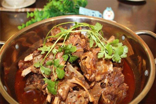 古城一锅羊蝎子火锅
