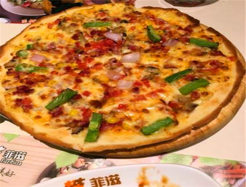 菲滋比萨