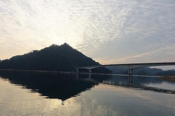 山水间民宿加盟