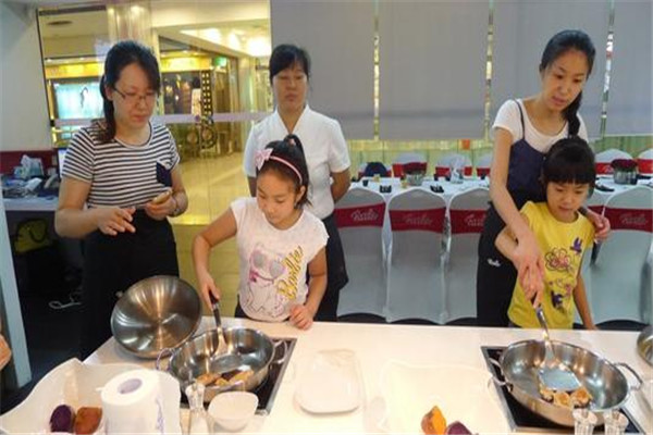 小梅营养厨房加盟