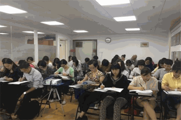 金榜题名国际教育