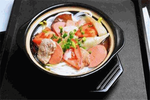 久日圆圆过桥米线