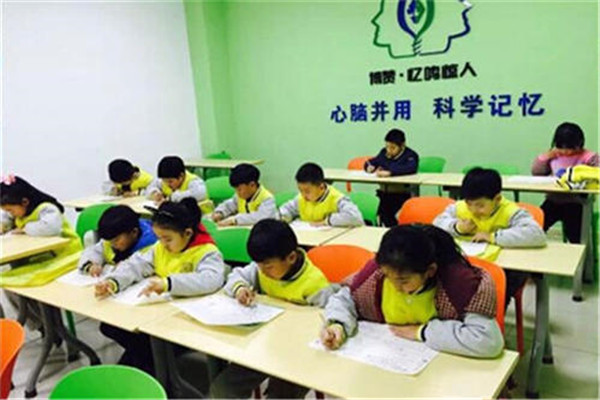 博赞忆鸣惊人儿童记忆力