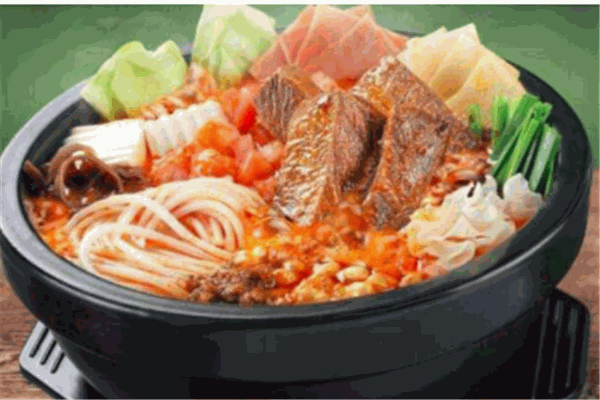 香河肉饼砂锅米线