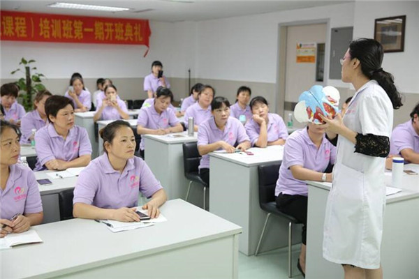 七色光母婴培训加盟