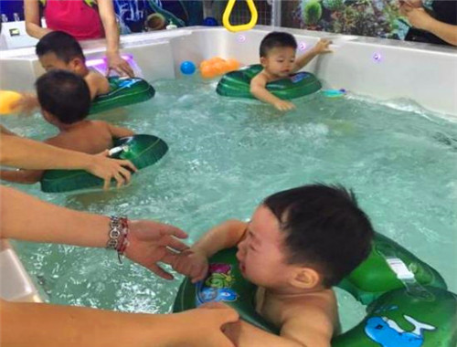 三瑟海婴幼儿游泳馆