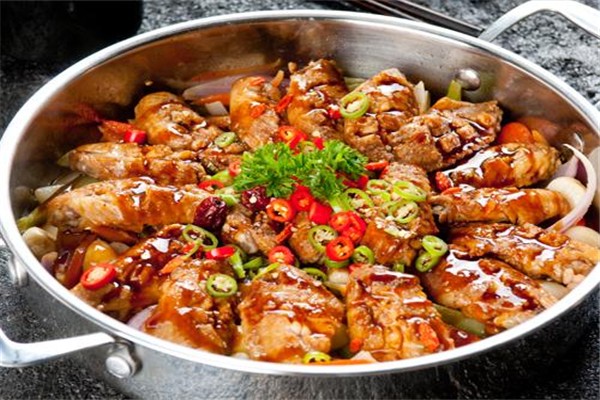 黄帝煌三汁焖锅