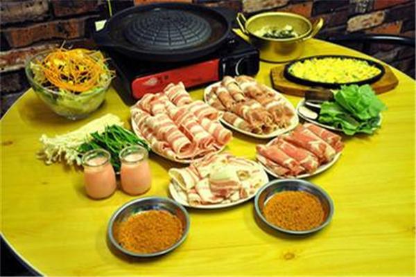 小猪犇犇水煎肉中餐
