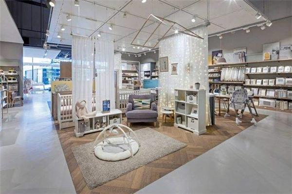 五小逗母婴店