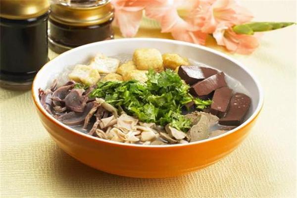 鸭得堡鸭血粉丝汤