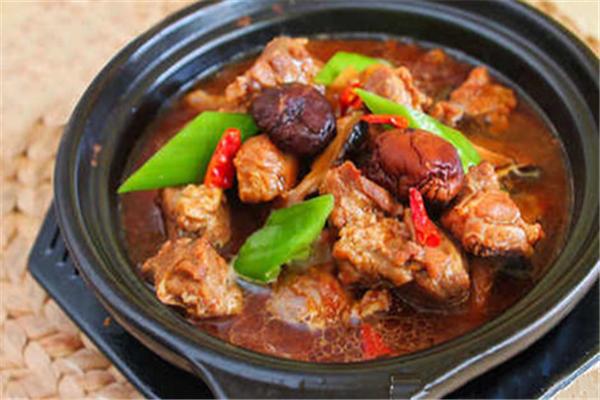 满聚福黄焖鸡米饭