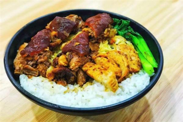 猪戈戈超级猪脚饭