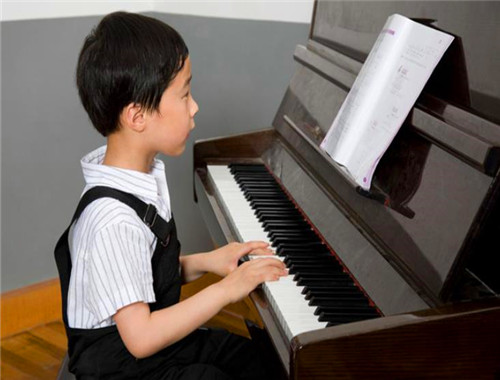 龙韵琴行