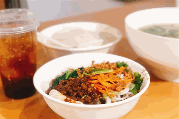黄春柳米线