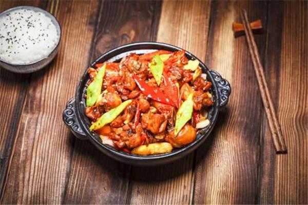 懒大叔砂锅饭