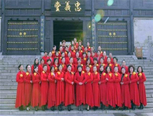 坤派巾帼女子学堂