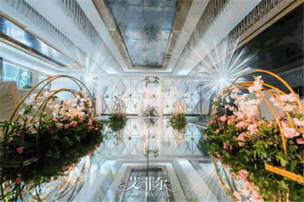 艾菲尔婚礼加盟