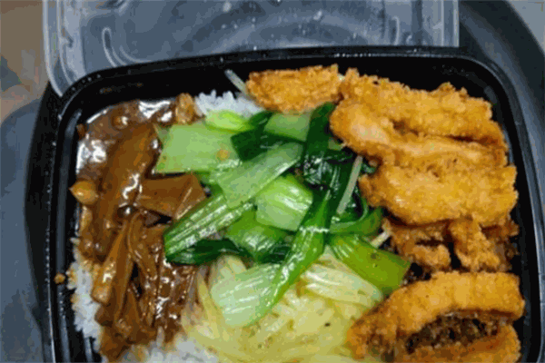 毛班长菌菇饭