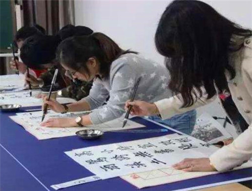 飞鹰教育