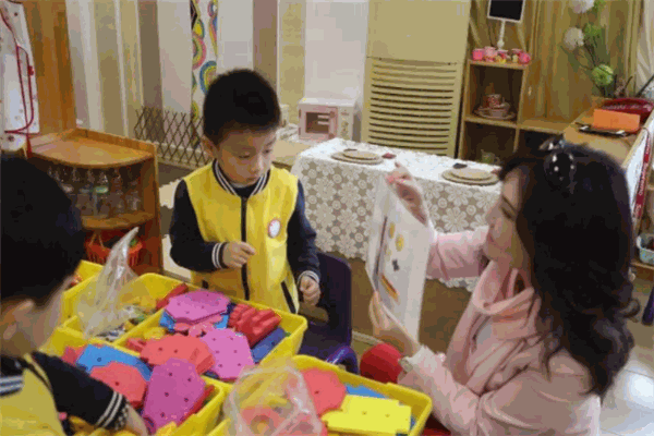 卡卡幼儿情商力