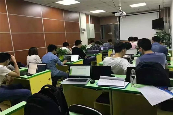 爱睿尔教育