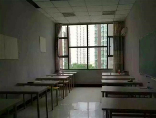 易汉培训中心