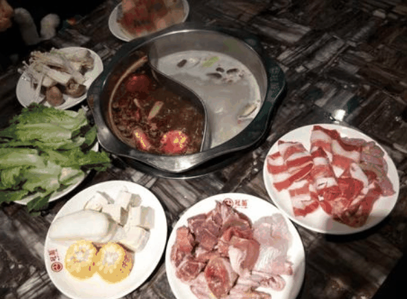 冠菌自助火锅
