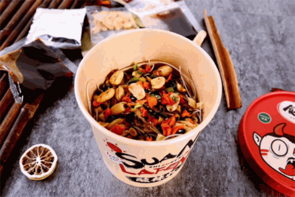 食族人酸辣粉