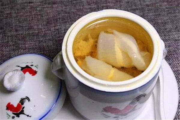 汤盛壹品港式花胶鸡